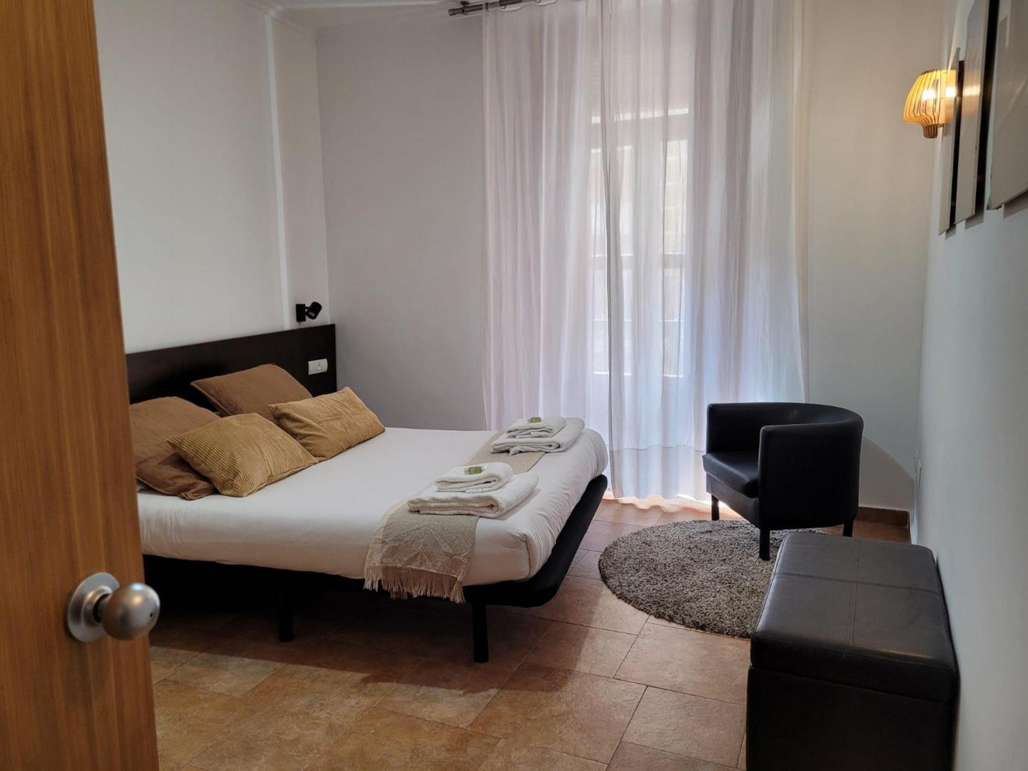Living Valencia Apartments - Merced Luaran gambar