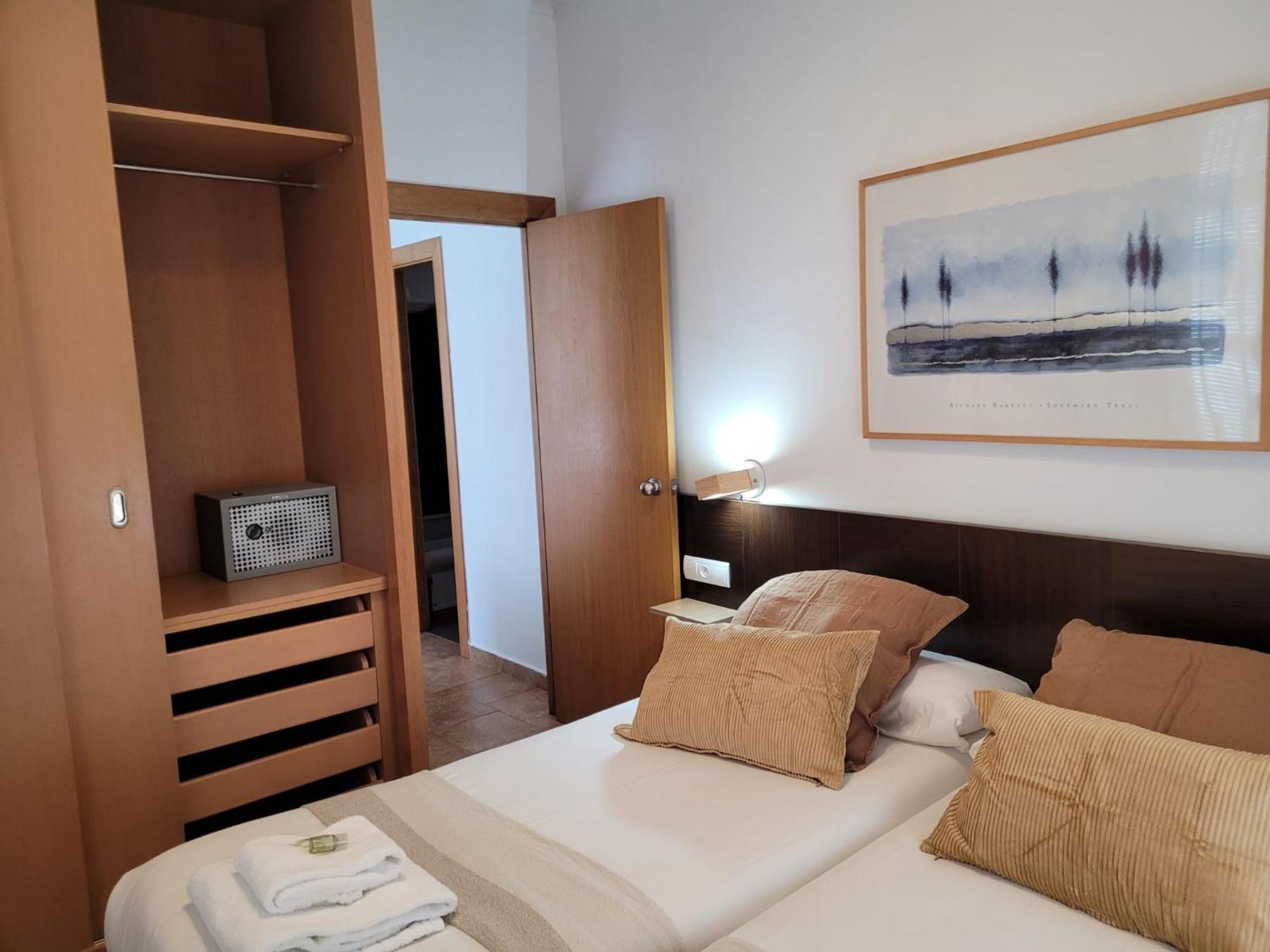Living Valencia Apartments - Merced Luaran gambar