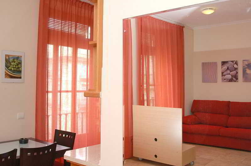 Living Valencia Apartments - Merced Luaran gambar