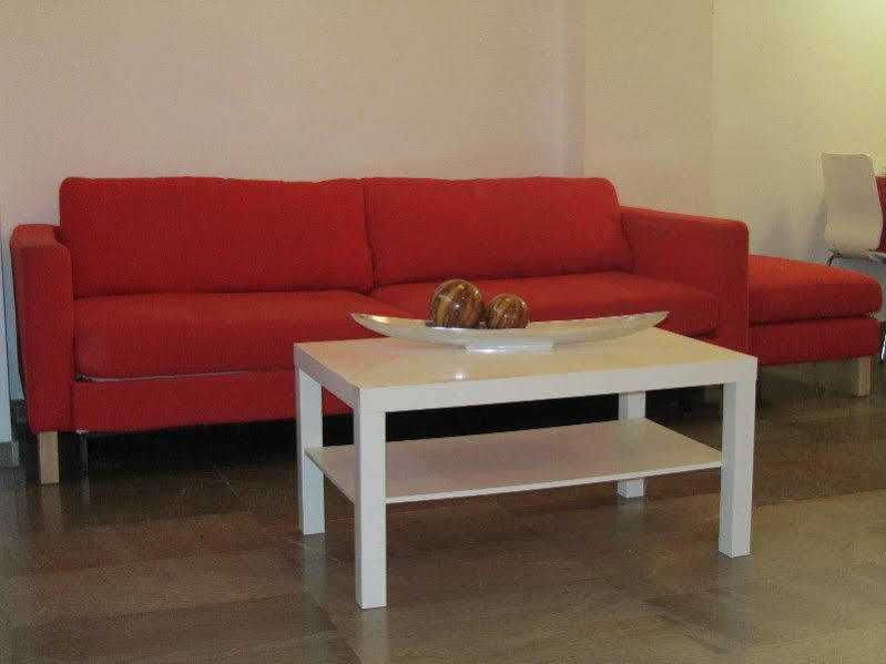 Living Valencia Apartments - Merced Luaran gambar
