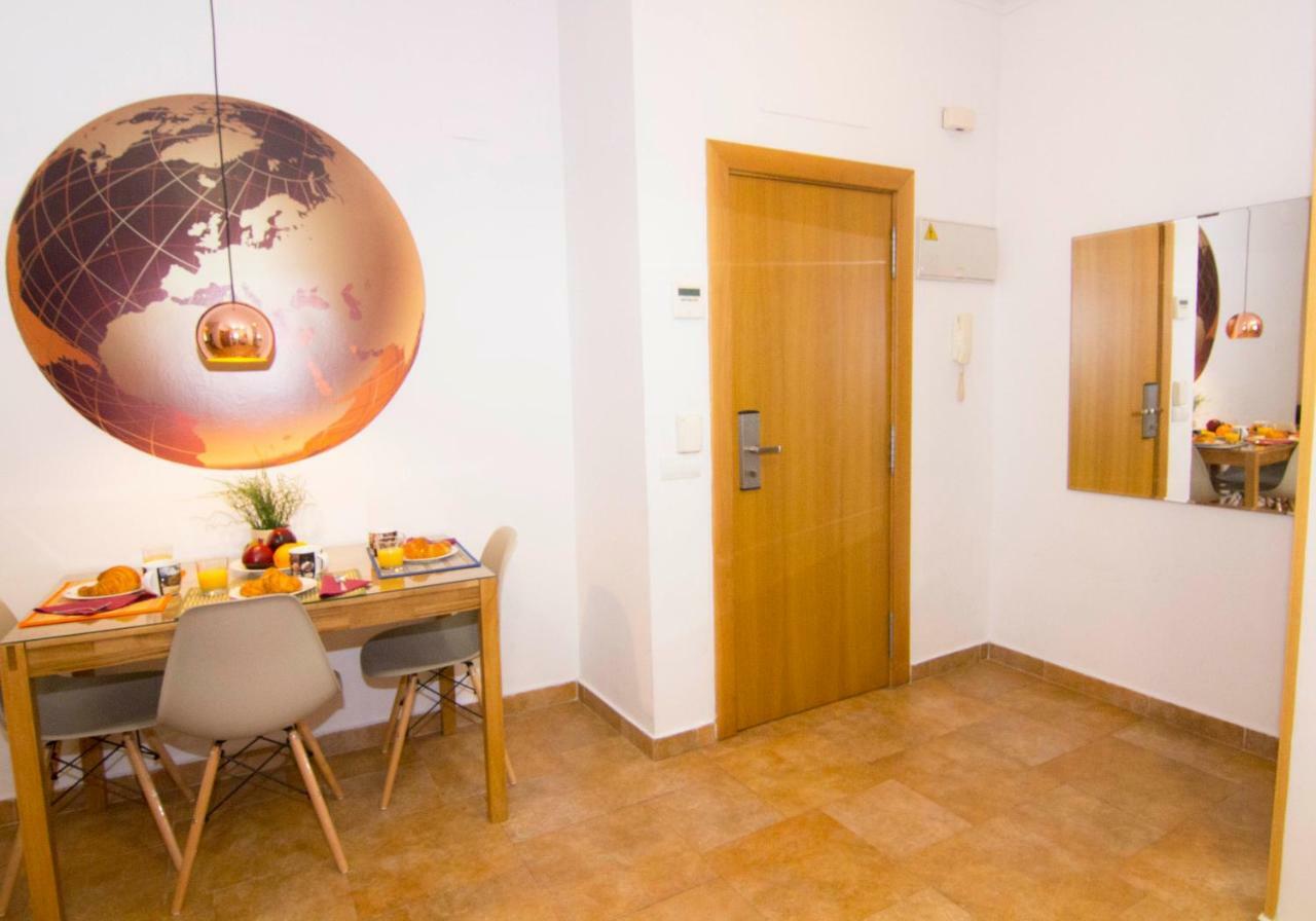 Living Valencia Apartments - Merced Luaran gambar